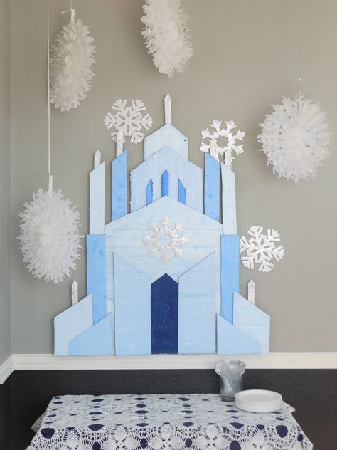 cake table backdrop Elsa Castle Diy, Frozen Table Decorations, Frozen Party Decorations Backdrops, Diy Frozen Castle Backdrop, Frozen Themed Birthday Party Decoration Backdrops, Elsa Crafts, Elsa Birthday Backdrop, Frozen Background Backdrops, Frozen Elsa Castle