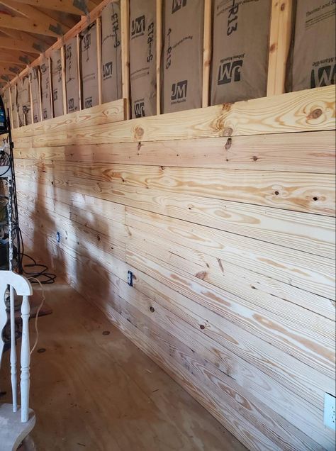 Diy Cabin Walls, Interior Garage Wall Ideas, Car Siding Walls Interiors, Wood Walls Interior, Car Siding Walls, Pine Board Walls, Cabin Wall Ideas, Pallet Wall Diy, Wood Interior Walls