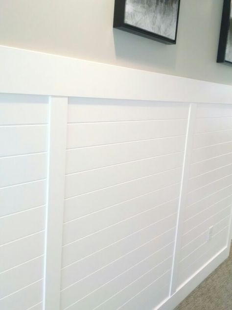 I love the look of this horizontal wainscoting. Horizontal Wanescoting Ideas, Horizontal Wainscoting Bathroom, Wainscoting With Shiplap, Horizontal Bead Board Walls, Horizontal Wainscoting Ideas, Garage Wainscoting Ideas, Horizontal Paneling Walls, Beadboard Horizontal, Farmhouse Wainscoting Ideas