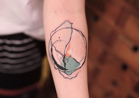 The Watercolor Tattoos Of Chen Jie Will Inspire You To Do One Immediately Family First Tattoo, Minimalist Tattoo Meaning, Paris Tattoo, Typography Tattoo, French Tattoo, Polynesian Tattoos, Watercolor Tattoos, Delicate Tattoo, Geometric Tattoos