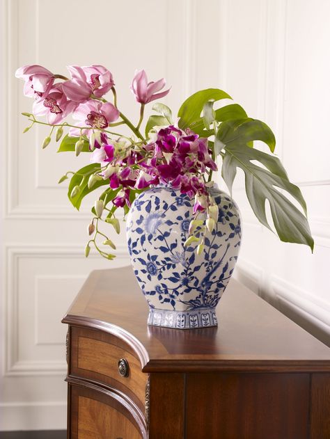 Pretty Tropical Bedrooms, American Garden, Dendrobium Orchids, Blue And White Vase, Purple Themes, Radiant Orchid, White Vase, Vase Arrangements, Tropical Foliage