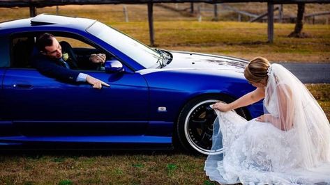 Car Themed Wedding, Woman Cleaning, Wedding Picture Poses, Wedding Photos Poses, S Car, Pre Wedding Photoshoot, Self Respect, Wedding Photo Inspiration, Wedding Shots