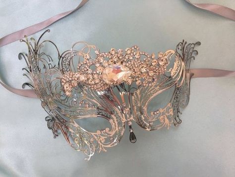 Masquerade Ball Gowns Elegant With Mask, Topeng Mata, Butterfly Masquerade Mask, Asian Prom Dress, Masquerade Mask Diy, Rhinestone Mask, Masquerade Ball Masks, Masquerade Ball Gowns, Masquerade Ball Party