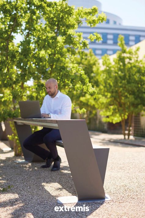 Outdoor Bench Design, Urban Furniture Bench, Fancy Building, Outdoor Workspace, Outside Office, Street Furniture Design, Park Furniture, Geometric Furniture, Parks Furniture