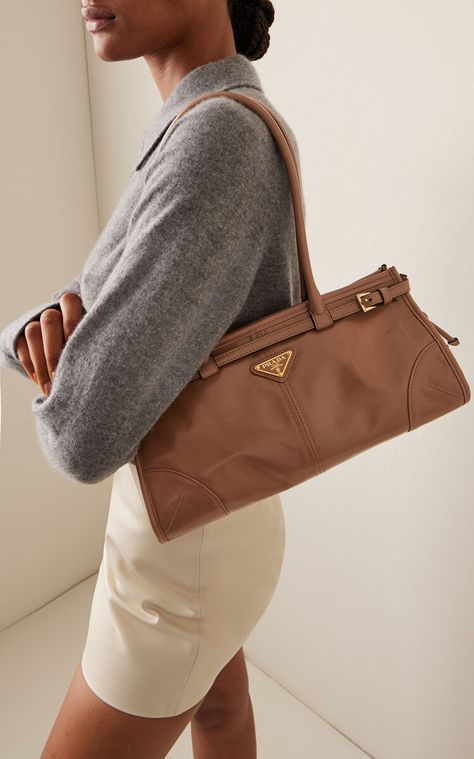 Prada Shoulder Bag Outfit, Prada Bag Outfit, Bags Outfit, Shoulder Bag Outfit, Prada Shoulder Bag, Miuccia Prada, Prada Bags, Prada Leather, Designer Shoulder Bags