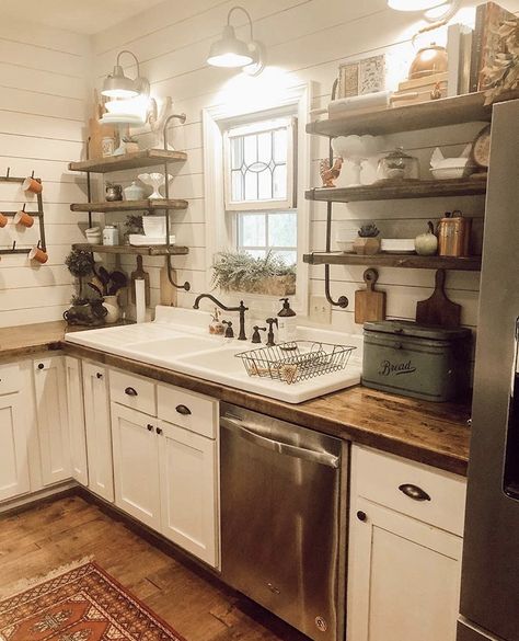 Boho Country Kitchen, Kitchen Character, Wooden Counter Tops, Redo Kitchen, Boho Farmhouse Kitchen, Kim House, Prairie House, Wooden Counter, Farmhouse Kitchen Design