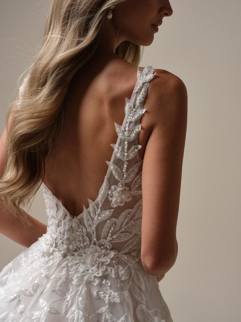 Magnolia by Maggie Sottero Wedding Dresses and Accessories Maggie Sottero Bridal, Sottero Wedding Dress, Bridal Closet, Boho Princess, Bridal Gown Styles, Satin Ball Gown, Ivory Gown, Maggie Sottero Wedding Dresses, Bridal Ball Gown