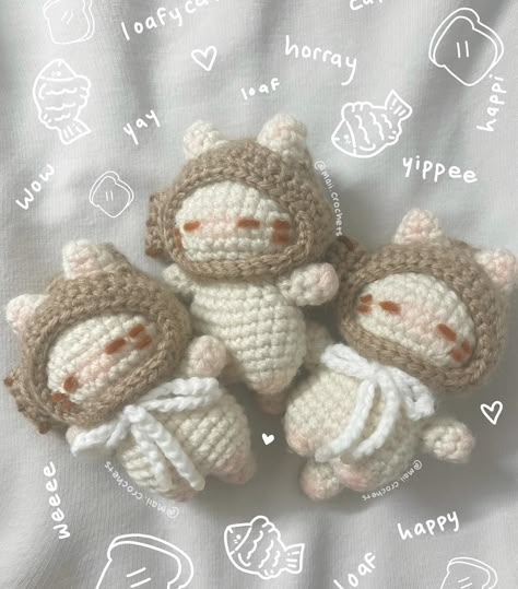 /ᐠ > ˕ <マ what a loaf of loafy taiyaki cat . ݁₊ ⊹ . ݁˖ . ݁ I have a huge unhealthy obsession with these cats🥹 ᯓ ᡣ𐭩 pattern by: @cozyloafcat ˚₊· ͟͟͞➳❥ #crochet #crochetlove #crochetersofinstagram #crocheter #crochetcat #crochetinspiration #crocheting #crochetplushie #crochetamigurumi #amigurumi #amigurumis #plushies #loafycat #cat #animals #catplushie Mofusand Crochet, Loaf Cat Crochet Pattern, Sheep Crochet, Quick Crochet Projects, Crochet Fairy, Cat Crochet, Mode Crochet, Kawaii Crochet, Crochet Wool