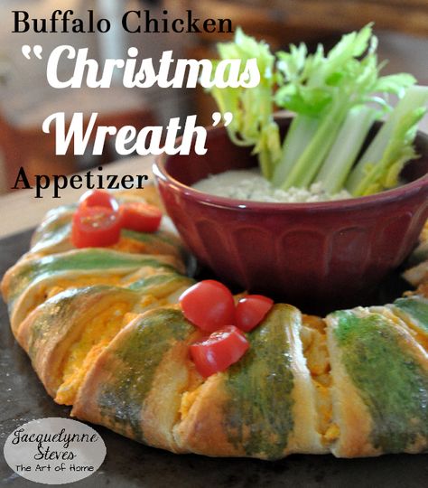 Buffalo Chicken Christmas Wreath Appetizer- Jacquelynne Steves Wreath Appetizer Ideas, Wreath Appetizer, Appetizer For Christmas, Appetizers For Christmas, Buffalo Chicken Appetizers, Chicken Wreath, Chicken Appetizer, Crescent Roll Appetizers, Football Foods