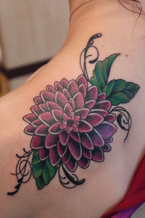 Dahlia Flower Tattoos, Dahlia Tattoo, Cactus Tattoo, Chrysanthemum Tattoo, Flower Tattoo Meanings, Beautiful Flower Tattoos, Traditional Tattoo Design, Botanical Tattoo, Dahlia Flower