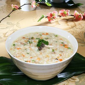 Yachae Jook (Vegetable Porridge) | All about Korea! Korean Rice Porridge, Vegetable Porridge, Korean Soup Recipes, Healthy Porridge, Korean Food Side Dishes, About Korea, Korea Food, Vegetable Snacks, Korean Rice