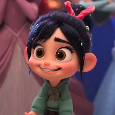 Vanellope Von Sweets, Venelope Von Schweetz Pfp, Vaneloppe Von Schweetz, Disney+ Icon, Wallpaper Tumblr Lockscreen, Walt Disney Princesses, Cute Disney Characters, Vanellope Von Schweetz, Disney Characters Wallpaper