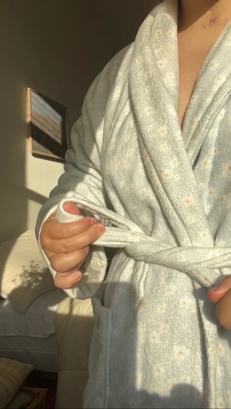 Bath Robes Aesthetic, Bath Robe Aesthetic, Dressing Gown Aesthetic, Aesthetic Coastal Granddaughter, Gown Aesthetic, Cozy Clothing, Aesthetic Coastal, Djerf Avenue, Fashion Student