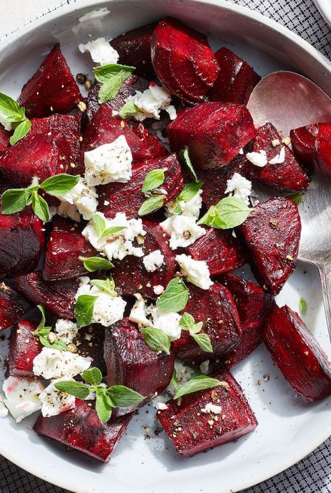 Beet Salad With Feta, Air Fryer Fish, Feta Recipes, Air Fryer Healthy, Beet Salad, Roasted Beets, No Calorie Foods, Air Fryer Chicken, 200 Calories