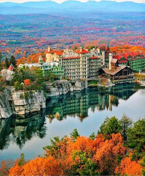 Mohonk Mountain House, House Nyc, Massachusetts Travel, Road Trip Places, Forest And Wildlife, New Paltz, New England Fall, History Projects, All I Ever Wanted