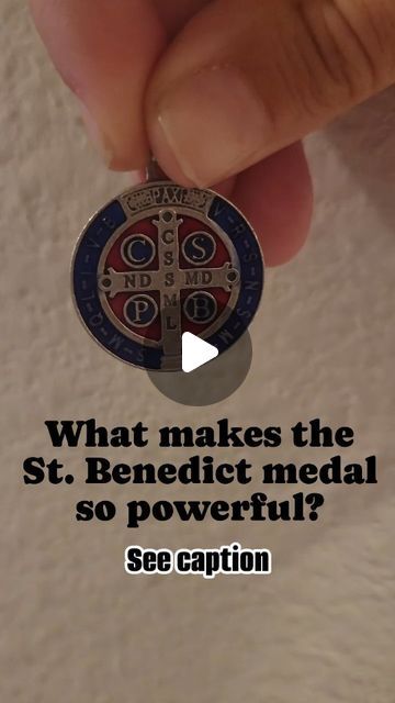 Raven Images, St Benedict Cross, Time To Study, Powerful Prayers, Pope Benedict, Saint Benedict, St Benedict, Spiritual Experience, Holy Cross