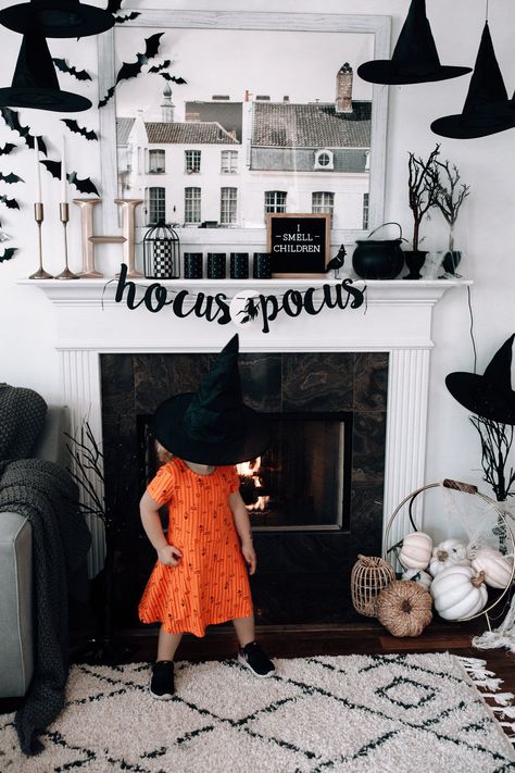 Halloween Mantel Decor 2020 | Happily Inspired Halloween And Fall Decorations, I Smell Children Hocus Pocus, Halloween Mantel Decor, Chicago Lifestyle, Creative Halloween Decorations, I Smell Children, Cute Halloween Decorations, Halloween Tablescape, Halloween Mantel