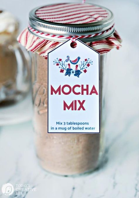 Mocha Mix Recipe, Reindeer Food Poem, Homemade Mocha, Hot Cocoa Mix Recipe, Gifts In A Jar, Hot Chocolate Mix Recipe, Homemade Dry Mixes, Mason Jar Drinks, Easy Homemade Christmas Gifts