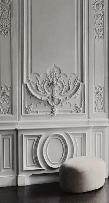 Interior Design Ceiling, Ceiling Moulding, Baroque Interior Design, Baroque Interior, Interior Ceiling, Parisian Interior, Interior Ceiling Design, Design Ceiling, Classic Interior Design