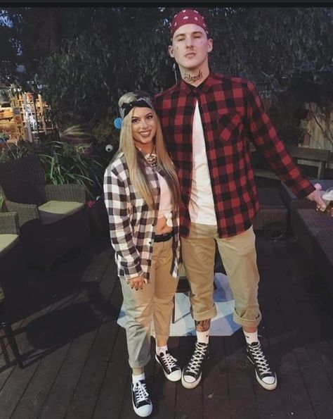 Diy Chola Costume, Cholo And Chola Halloween Costume, Cholo Couple Costume, Cholo Halloween Costume, Chola Costume Ideas, Chola Halloween Costumes, Cholo Party Outfit, Gangster Couple Costume, Lmfao Costume