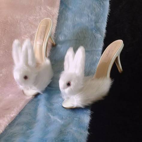 Bunny Slippers, Lingerie Accessories, Swag Shoes, White Rabbit, Pretty Shoes, Cute Shoes, Fashion Makeup, Vocaloid, The Weekend