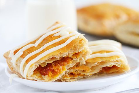 Homemade Pumpkin Toaster Strudel! (from scratch puff pastry) Pumpkin Puff Pastry, Thanksgiving Brunch Recipes, Home Made Puff Pastry, Toaster Strudel, Pumpkin Filling, Strudel Recipes, I Am Baker, Puff Pastry Recipes, Homemade Pumpkin