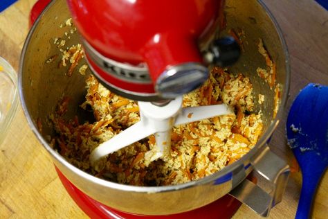 Martha Stewart’s Carrot Cake Martha Stewart Carrot Cake, Easter Food, Food Decoration, Easter Recipes, Cheese Frosting, Cream Cheese Frosting, Carrot Cake, Martha Stewart, Sweet Recipes