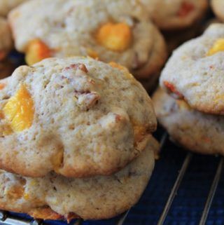 Peach Cobbler Cookies, Peach Cookies Recipe, Cobbler Cookies, Fresh Cookies, Fresh Peach Recipes, Cake Box Cookies, Peach Cookies, Peach Muffins, Bus Trip