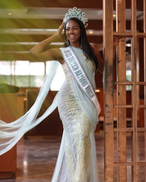 Jamaican Toni-Ann Lalor, a former Miss Jamaica World contestant, has been named Miss United Nations World for 2022. She was crowned on May 8, 2022, on the pageant’s final night in New Delhi, India. Lalor first came to the public’s attention when she participated in the Miss Jamaica Universe pageant in 2019 where she was […] The post Jamaican Toni-Ann Lalor Crowned 2022 Miss United Nations World appeared first on Jamaicans.com. Becoming An Actress, United Nations, Jamaica, Mermaid Formal Dress, Movie Stars, India, Crown, The Unit, Actresses