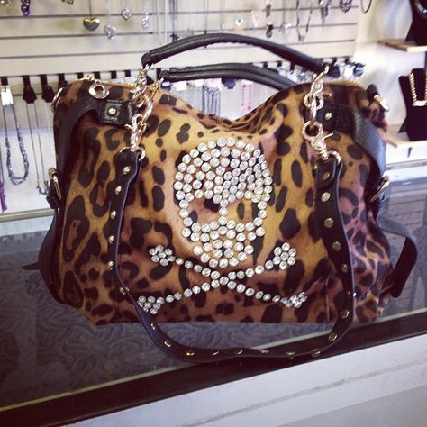 ♥ leopard purse with large white skull 2000s Leopard Print, Skull Handbags, Skull Purse, Leopard Print Bag, Goth Y2k, Estilo Rock, Skull Clothing, Pretty Bags, Skull And Crossbones