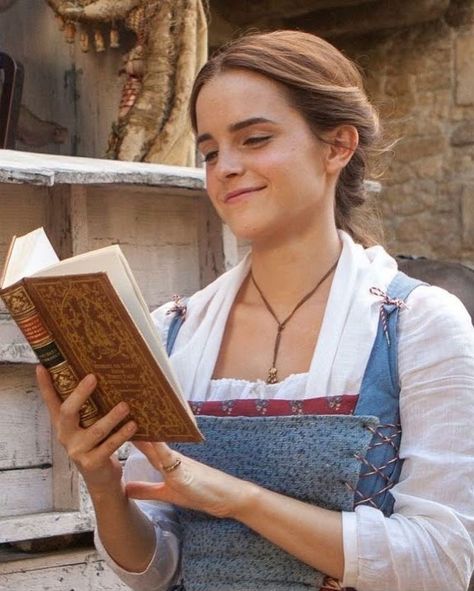 Emma Watson Belle, Emma Watson Pics, Disney Character Art, Best Gowns, Artful Dodger, Hula Dance, Belle Beauty And The Beast, Reading Aesthetic, The Neverending Story