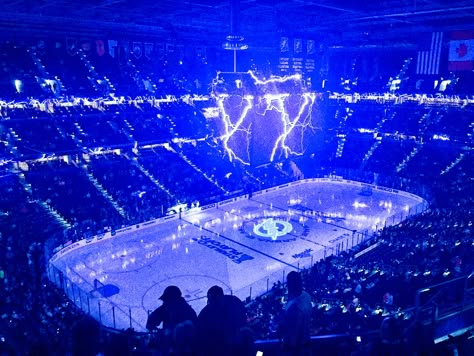 Dark Ice Hockey Aesthetic, Tampa Bay Lightning Aesthetic, Ice Hockey Rink, Underwater Hockey, Fantasy Hockey, Tampa Bay Lightning Vasilevsky, Lightning Hockey, Hockey Arena, Tampa Lightning Hockey