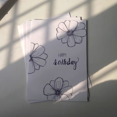 Design credit: pinterest  Product description: White folding card (includes envelope)  Lettering: happy birthday  Space inside to write personal greetings or messages.  Dimensions A5 (folded)  21.0 * 14.8 cm (folded) 210*148.5 mm 21*29.7 cm (unfolded) 210*297 mm #handmadebirthdaycard #birthdaycards #handmade #cards #cardmade #handmadecards #papercards #diy Handmade birthday card small business cardmade Lettering Happy Birthday, Happy 23rd Birthday, Envelope Lettering, 23rd Birthday, Floral Birthday, Birthday Cards Diy, Birthday Greeting, Handmade Birthday Cards, Paper Cards