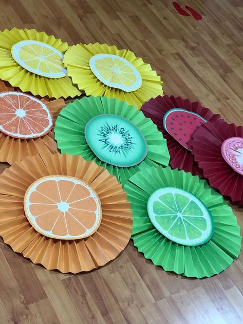 Tinkerbell Party Theme, Vegetable Crafts, Fruit Birthday Party, Shape Activities Preschool, Fruit Crafts, Preschool Decor, Baby Scrapbook Album, Boat Crafts, Diy Classroom Decorations