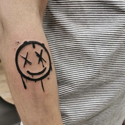 Tattoos Zodiac Signs, Tato Grunge, Tattoos Zodiac, Easy Tattoos, Emo Tattoos, Tato Minimal, Simple Tattoos For Guys, Sharpie Tattoos, Jesus Love