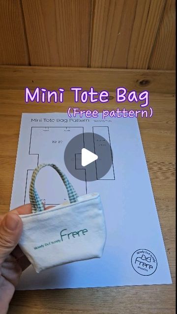 Mini Tote Bag Pattern, Diy Mini Bag, Mini Bag Pattern, Tote Bag Diy Pattern, Cute Mini Bags, Tote Bag Pattern Free, Bag Pattern Free, Diy Bags Purses, Diy Tote Bag