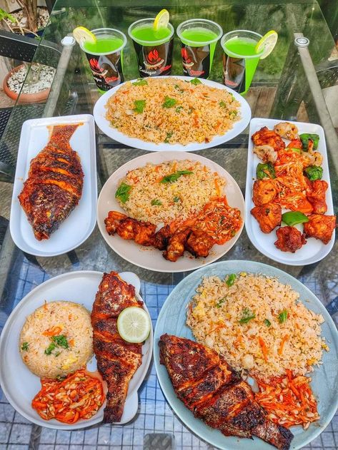 Muslim Food, Food Photography Fruit, Cooking Soul Food, African Recipes Nigerian Food, Meals Of The Day, Catering Ideas Food, Nigerian Food, Food Content, Persian Food