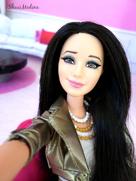 Selfie | Barbie, we're not best friends, well we are not eve… | Flickr Fashion Barbie, I Am Awesome, Best Friends