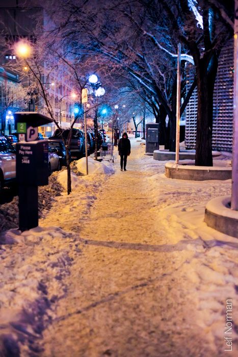 Winnipeg Canada Aesthetic, Winnipeg Aesthetic, Manitoba Photography, Winnipeg Restaurants, Photography At Night, Canada Winnipeg, Light Exhibition, Study Anatomy, Beauty Plan