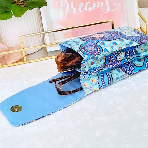 Desk Drawers, Glasses Cases, Eyeglasses Case, Computer Glasses, Glasses Sunglasses, Eye Wear Glasses, Eyeglass Case, Stylish Gifts, White Vinyl