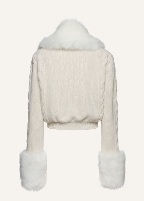 Cardigan with a braided cable knit design adorned with a removable faux fur collar and cuffs for an all time après-ski feel. All in ecological cashmere. Holiday Knits, Fur Cardigan, Flower Shorts, Belted Cardigan, Magda Butrym, Knitted Flowers, Knitted Romper, Cable Knit Cardigan, Winter Aesthetic