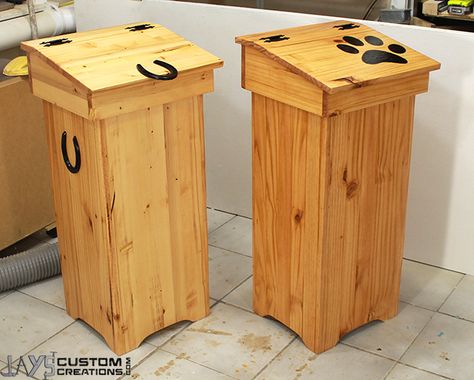 Cool wooden trash cans from JaysCustomCreations.com Wooden Trash Can Holder, Wooden Trash Can, Wood Trash Can, Woodworking Cabinets, Woodworking Joinery, Woodworking Joints, Can Holder, Can Diy, Wood Working Gifts