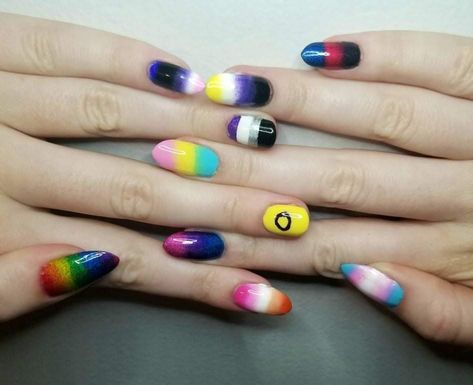 Pride Flag Nails Designs, Nonbinary Flag Nails, Gender Fluid Nails, Gender Fluid Tattoo, Lesbian Flag Inspired Outfit, Pan Flag Nails, Lesbian Nail Ideas, Nonbinary Nail Art, Trans Flag Nails