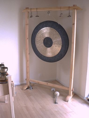 zerlegbare Gongständer Gong Stand, Sound Room, Gongs, Sound Healing, Made Of Wood, Sound, Healing, Wood