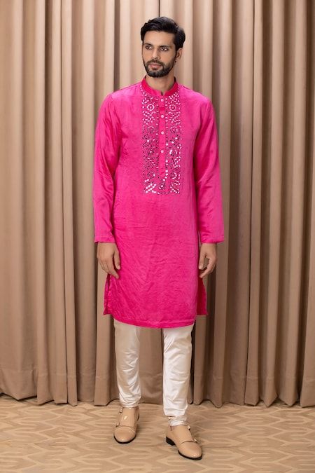 Red Kurta, Pink Kurta, Kurta Set For Men, Couture Outfits, Mens Luxury Fashion, Groom Outfit, Embroidered Neckline, Kurta Designs, Mirror Work