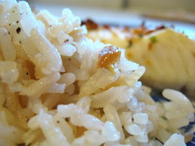 Baked Garlic Rice Pilaf Baked Tilapia Recipes, White Fish Recipes, Garlic Rice, Baked Tilapia, Tilapia Recipes, Baked Garlic, Rice Dishes, Cooking Kitchen, I Love Food