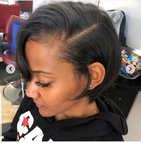 Ear Length Bob, Pixie Haircut For Black Women, Black Haircuts, Haircut For Black Women, Short Black Haircuts, Short Curly Cuts, Relaxed Hairstyles, The Big Chop, Edgy Hairstyles