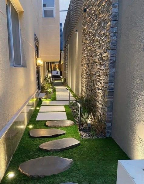 Small Backyard Landscaping Designs, House Fence Design, Side Yard Landscaping, Courtyard Gardens Design, Small Backyard Landscaping Ideas, Modern Backyard Landscaping, Courtyard Design, Front Yard Garden Design, Backyard Landscaping Ideas