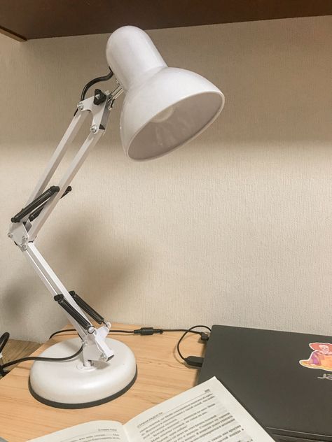 Table Lamp For Study Desk, Study Table Aesthetic Vintage, Study Table Ikea, Study Lamp Aesthetic, Desk Lamp Aesthetic, Desk Organisation, Study Desk Decor, Life Drawing Reference, Bed Lamp