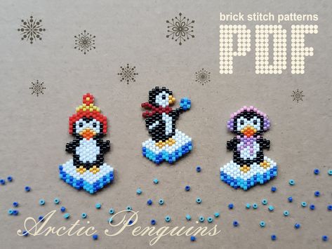 Penguin With Headphones, Beaded Penguin, Brick Stitch Beading, Arctic Penguins, Beading Stitches, Stitch Beads, Christmas Critters, Christmas Beads, Miyuki Bead